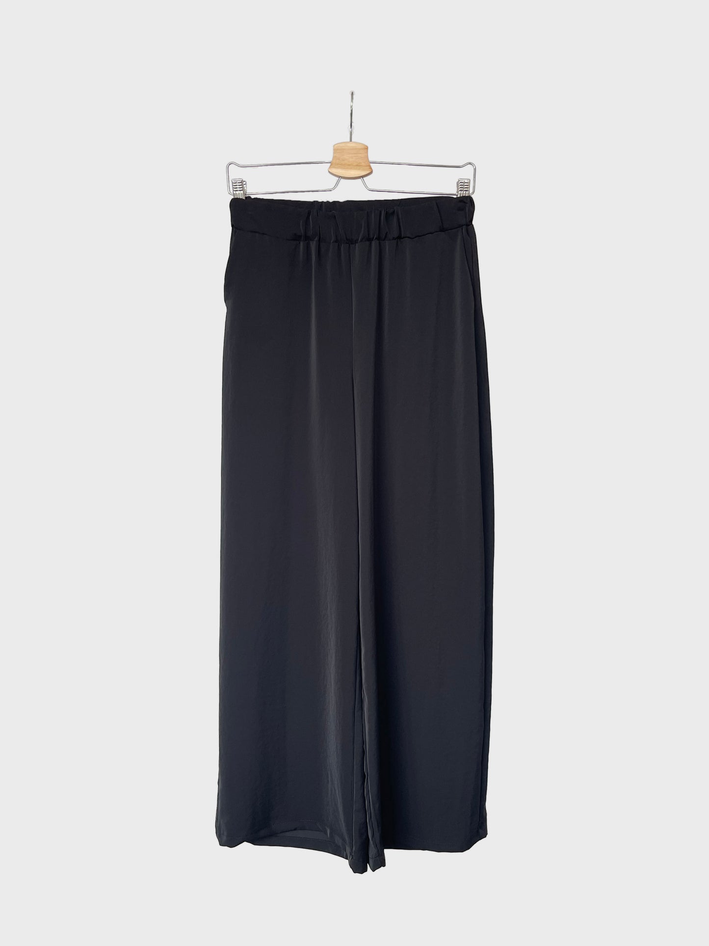 Hose in Satin Optik