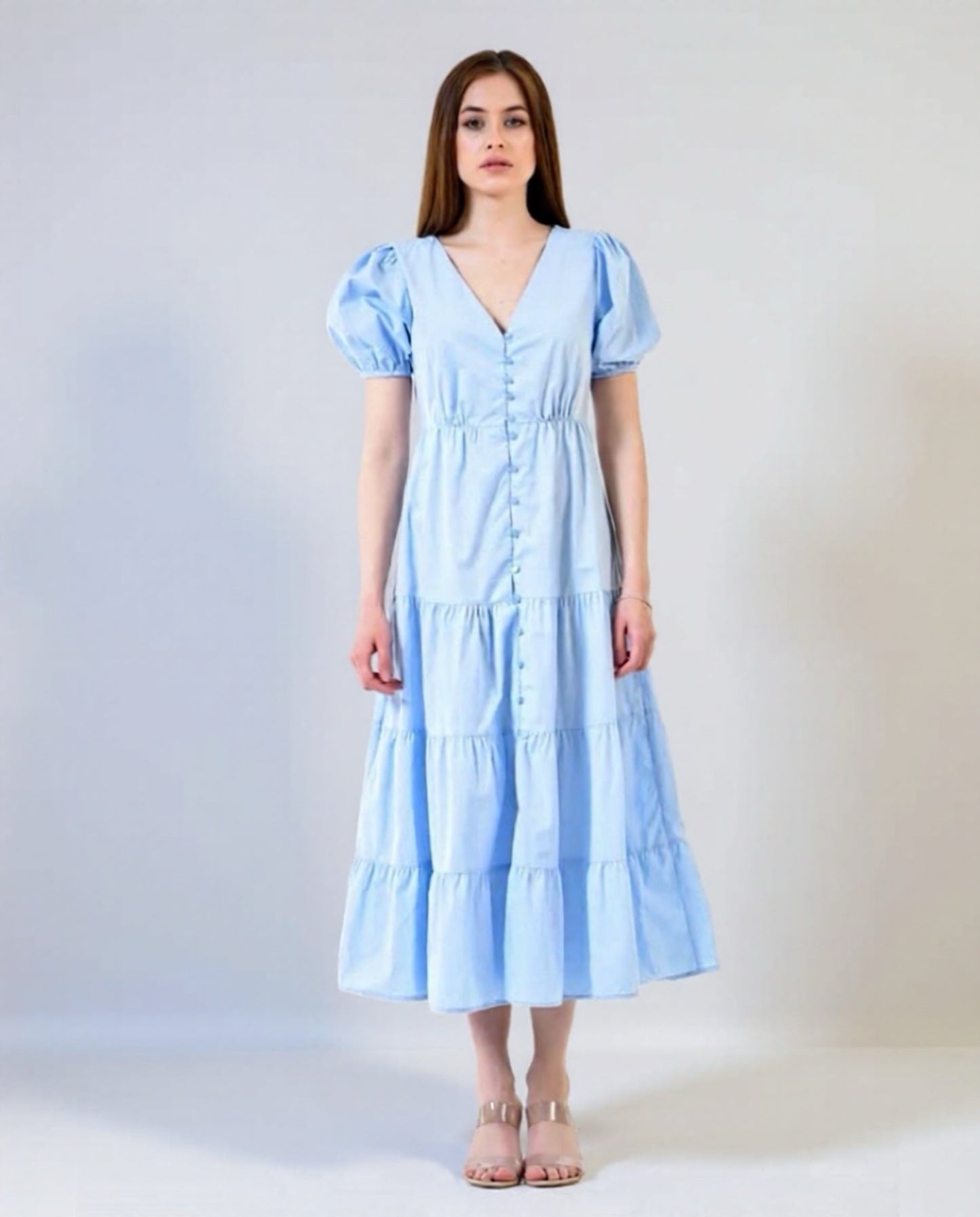 Langes Kleid mit V-Ausschnitt